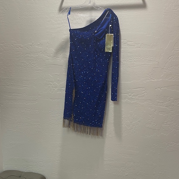 Portia and ScarlettElegant Blue Sequin Dress with Fringe - Picture 4 of 4
